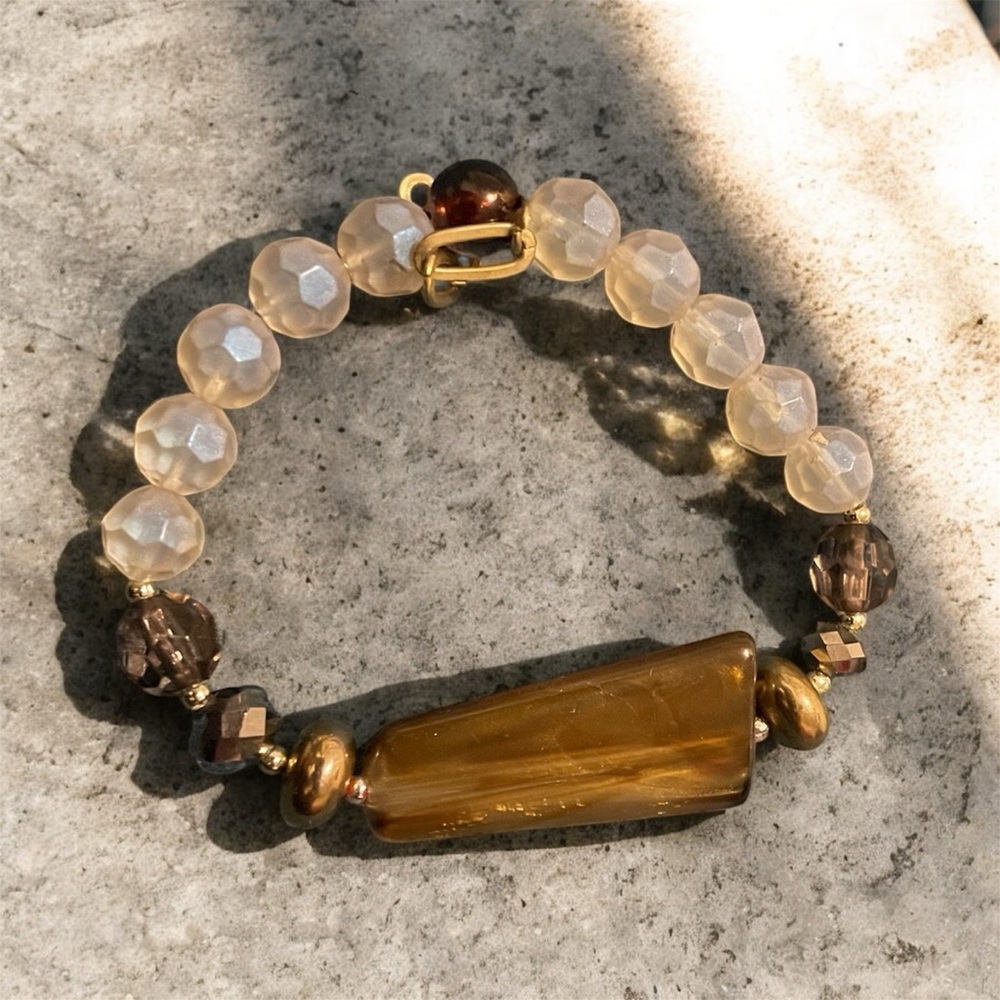 Elegant Brown Beaded Bracelet